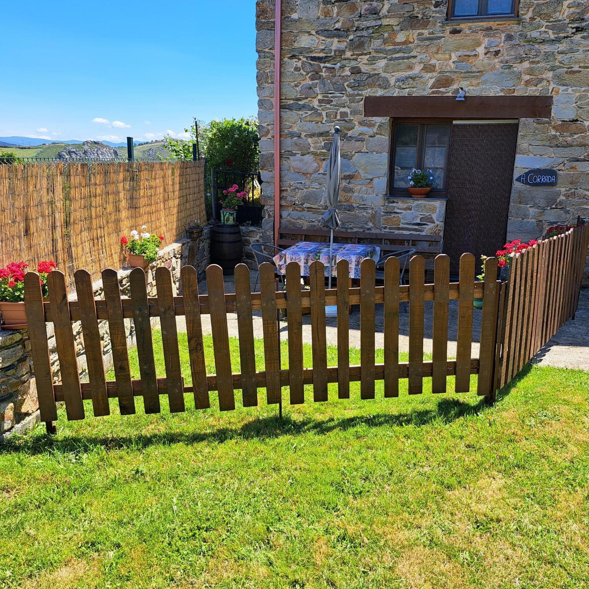 Apartamentos Rurales Tia Vicenta Santa Eulalia de Oscos Dış mekan fotoğraf